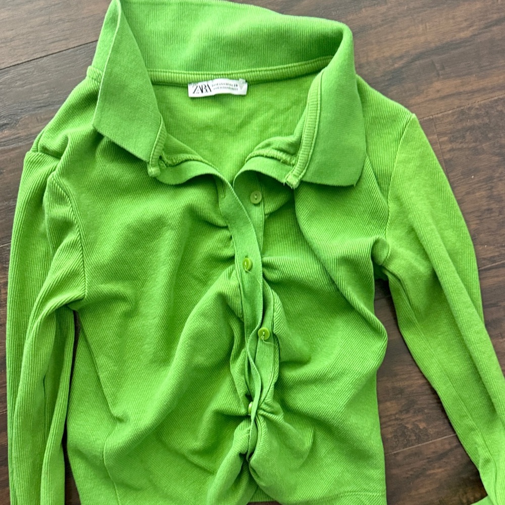Zara Woman’s Green Button-Up Shirt